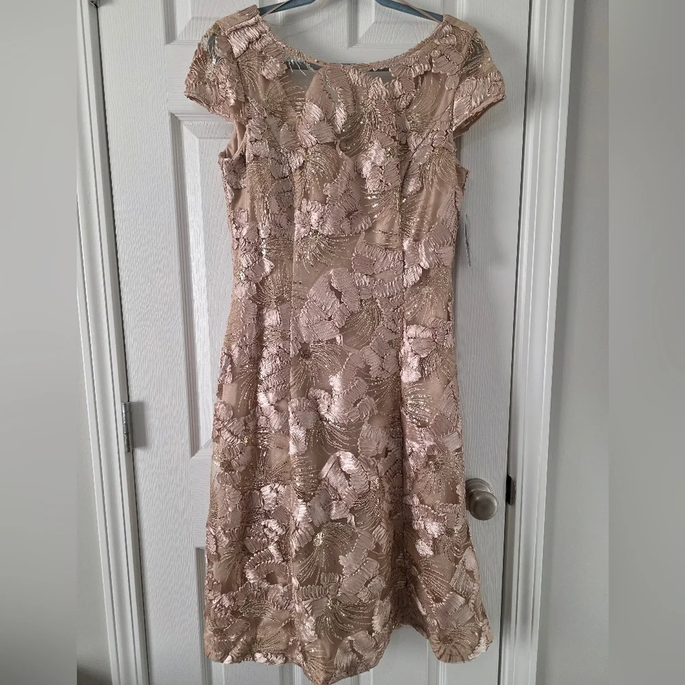 Alex Evenings Embroidered Cocktail Champange Dress - Picture 4 of 9